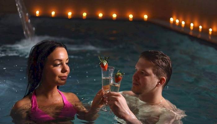 Resort Spa para Parejas con Masajes y Sauna